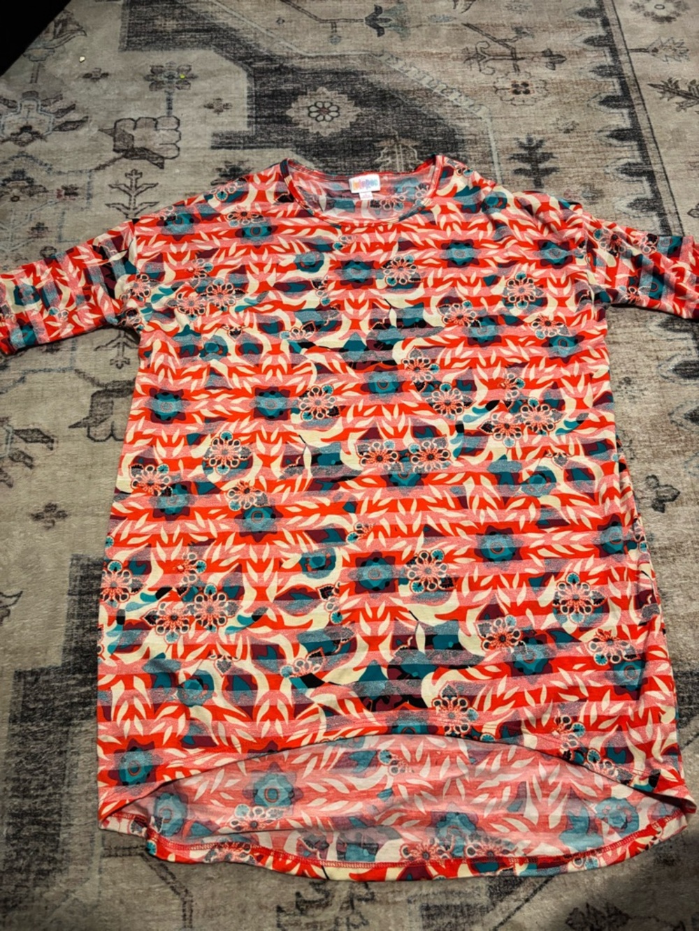 Women’s LuLaRoe top
